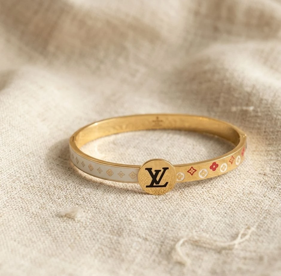 Golden Signature Loop Bracelet