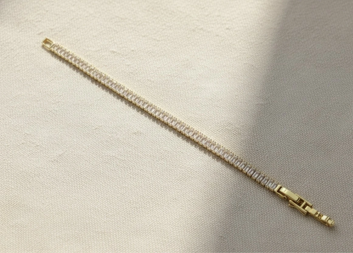The Linear Luxe Bracelet