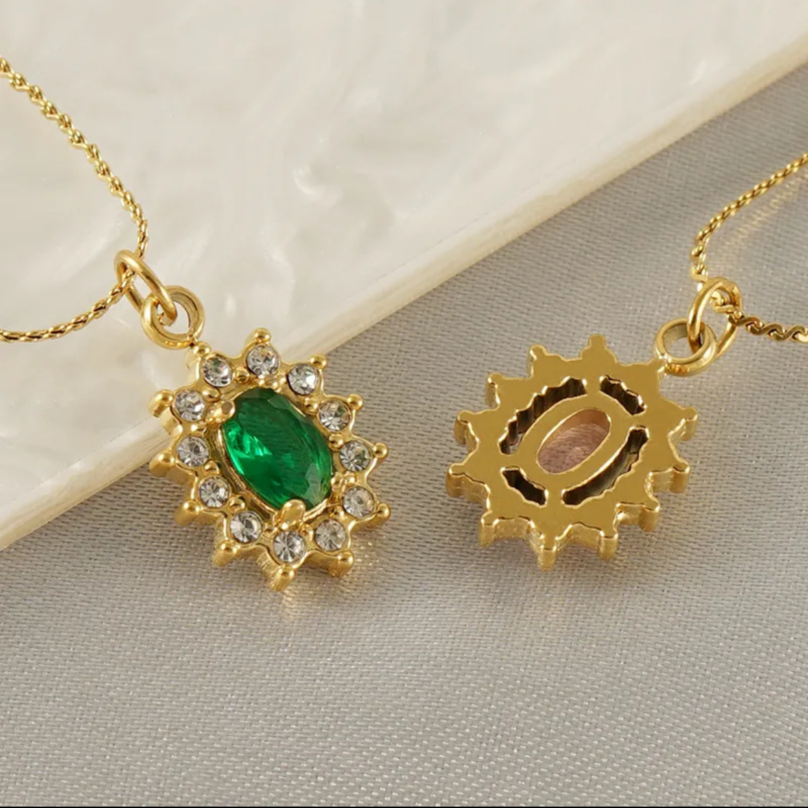 Regal Emerald Pendant Necklace