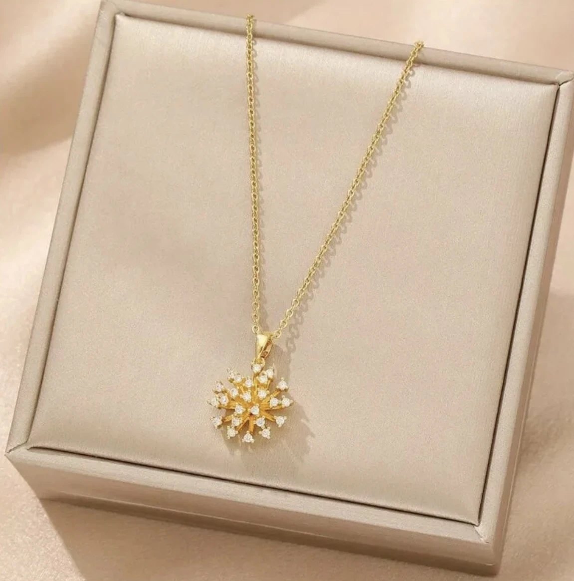 Sunburst Pearl Necklace