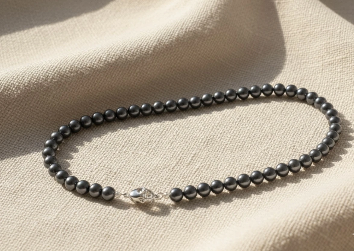 Shadow Queen Pearls Black