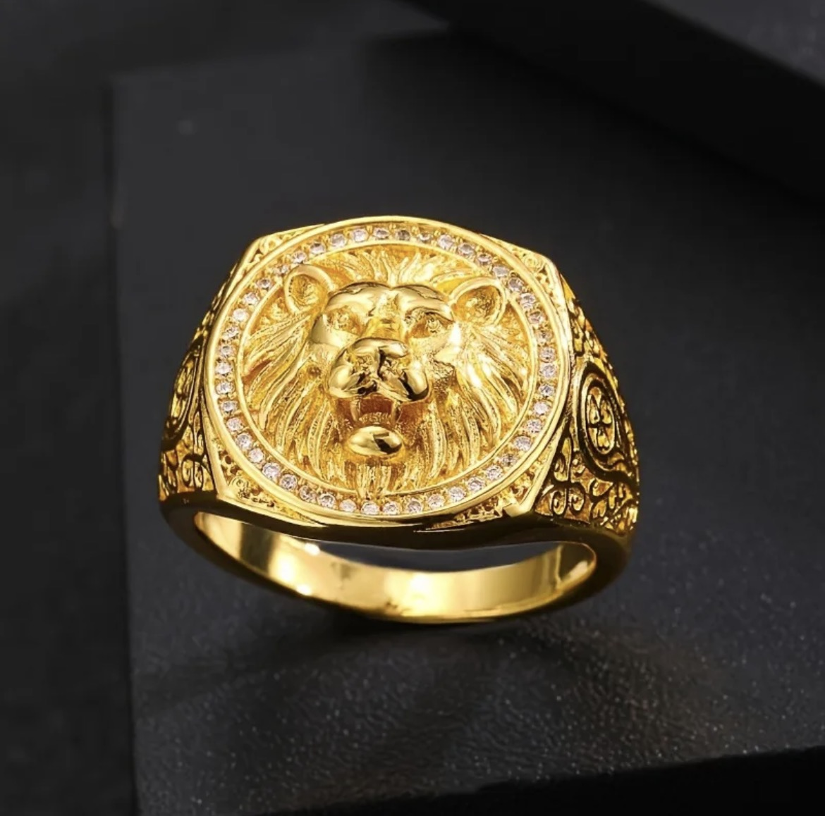 Royal Valor Lion Ring