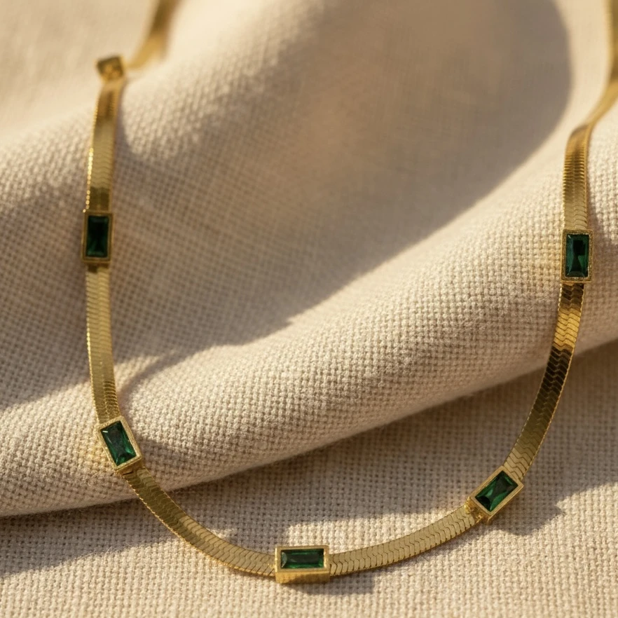 The Emerald Empire Choker