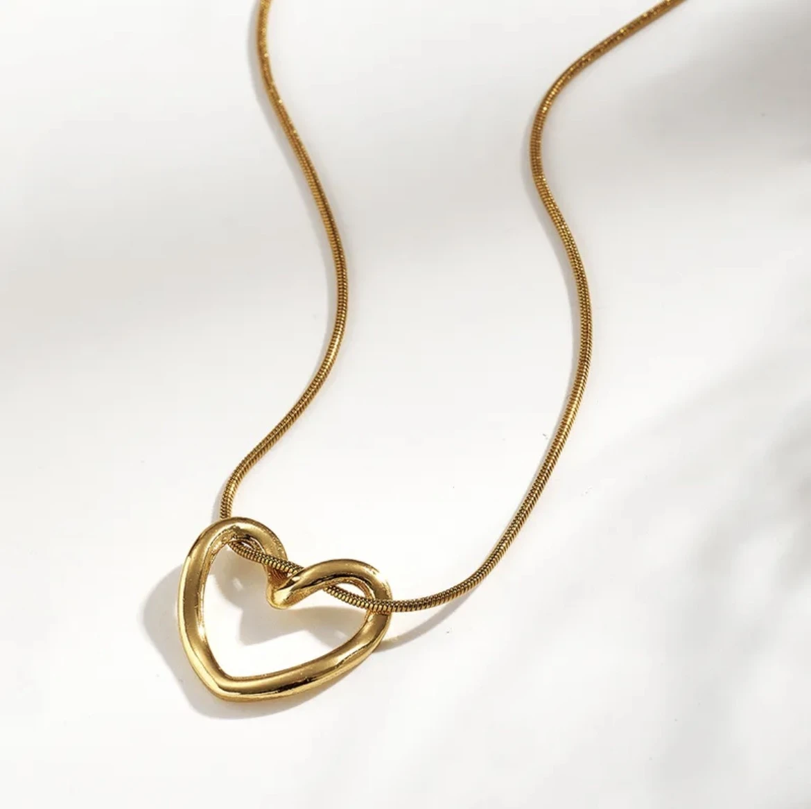 Open Heart Outline Pendant Necklace