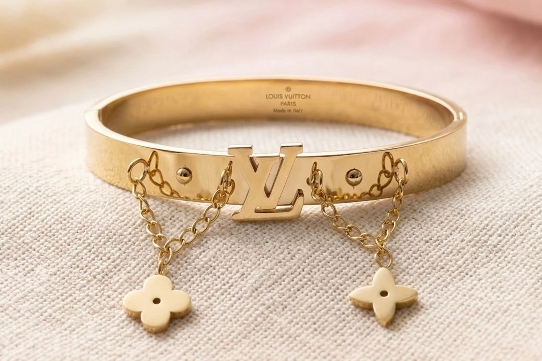 The Signature Charm Bangle