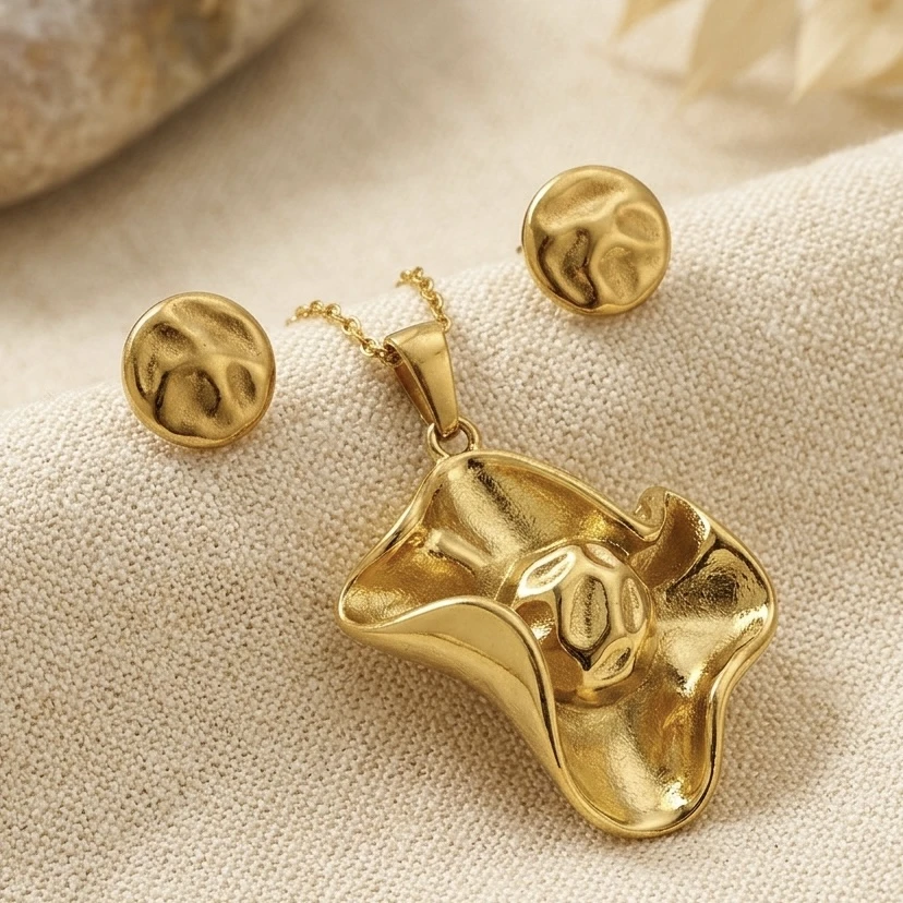 Molten Muse Jewelry Set